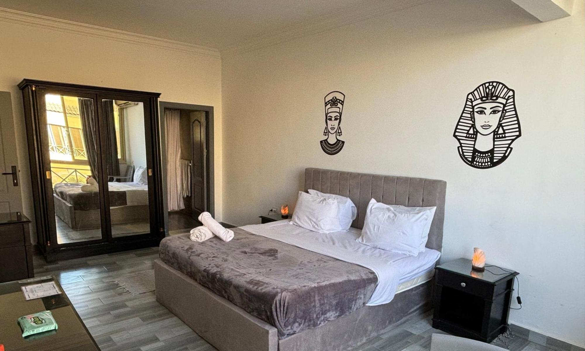K Boutique Hotel Medspa-Pyramids & Grand Egyptian Museum Ghatati Eksteriør billede